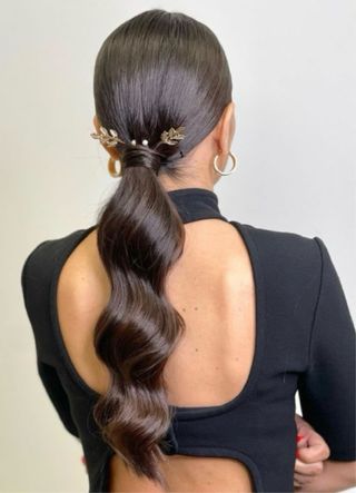 MAQUILLADORA Y PELUQUERA PROFESIONAL