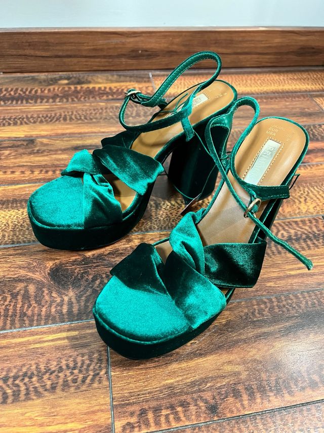 Sandalias tacón terciopelo verde