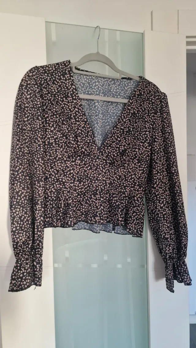 Blusa corta estampada