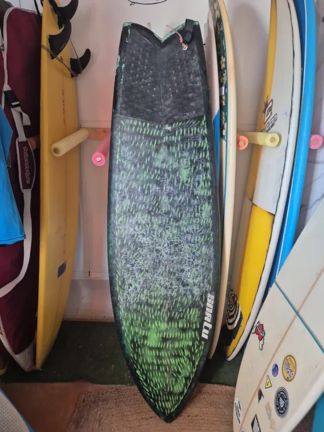 Tabla de surf twin Fish 6'1