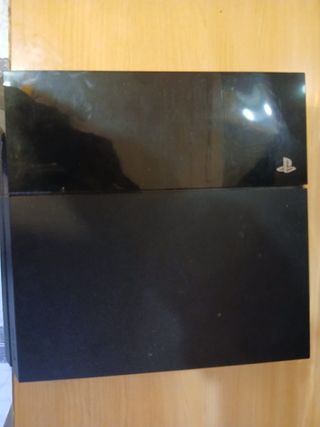PS4 500GB + 5 Juegos Top