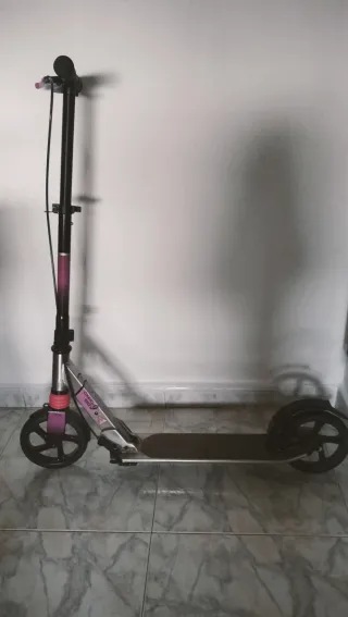 Patinete Oxelo MID 9 Negro/Rosa