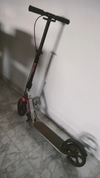 Patinete Oxelo MID 9 Negro/Rosa