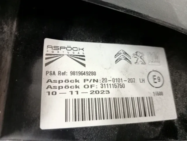 PILOTO TRASERO IZQUIERDO BERLINGO III ASTILLADO