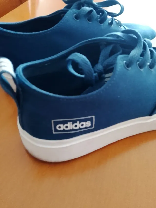 Zapatillas lona Adidas azul marino talla 41.5
