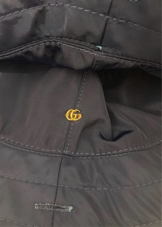 Chapéu bucket Gucci azul GG