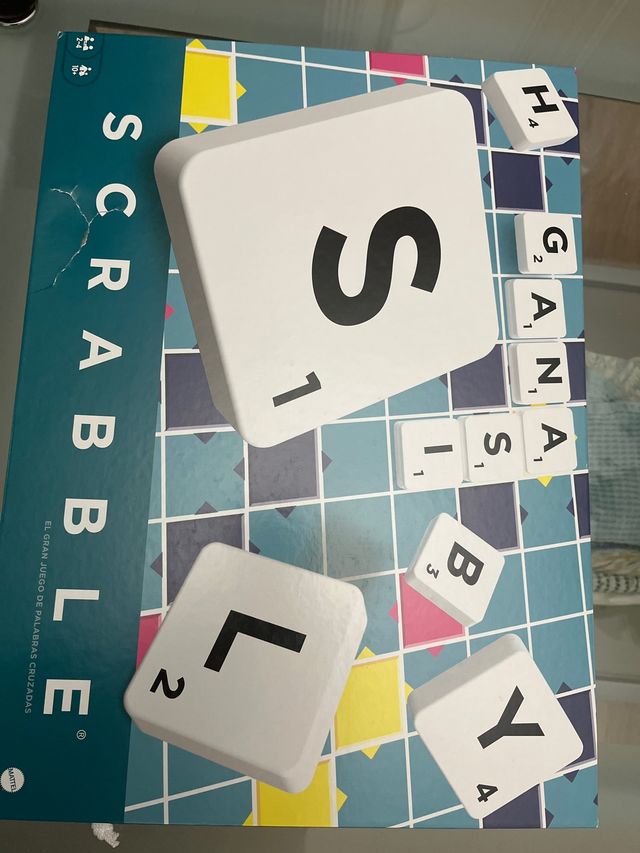 Scrabble Juego de Palabras Cruzadas