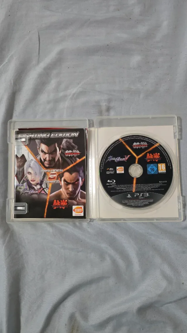 PS3 Fighting Edition: Soulcalibur V, Tekken TTT2,