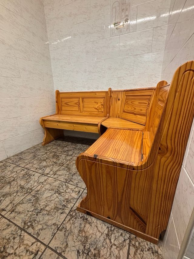 Conjunto de mesa y banco de madera (+silla)