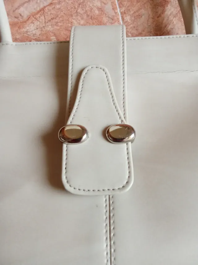 Bolso de vestir beige