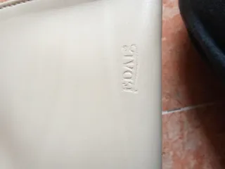 Bolso de vestir beige