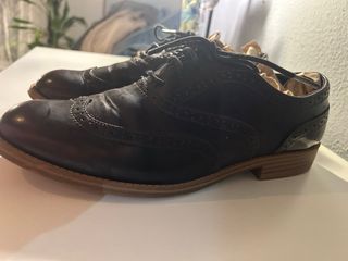 Zapatos de piel marrones talla 41