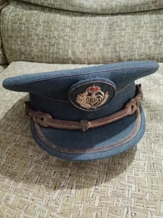 ANTIGUA GORRA PLATO OFICIAL FUNCIONARIO PRISIONES