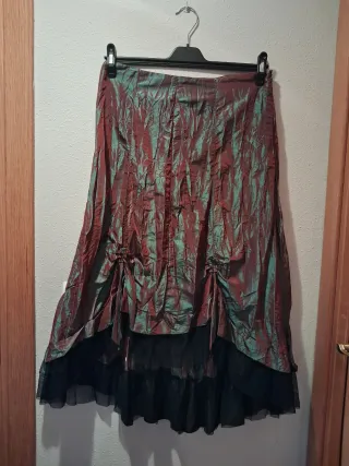 Falda fiesta verde y roja