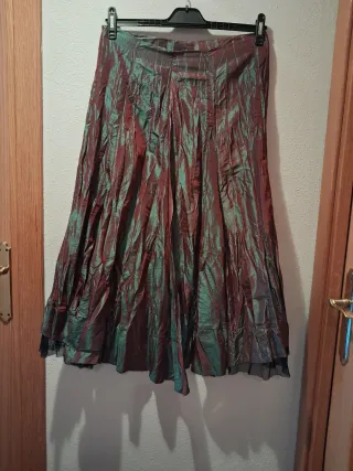 Falda fiesta verde y roja