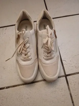 Scarpe Primadonna bianche con glitter