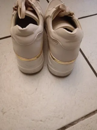 Scarpe Primadonna bianche con glitter