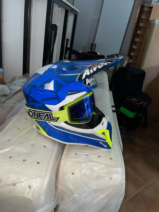 Casco Motocross Airoh + Gafas Oneal