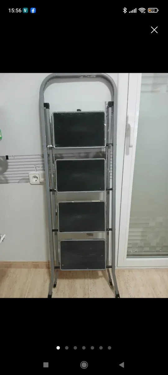 Escalera plegable 4 peldaños