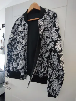Chaqueta bomber reversible negra