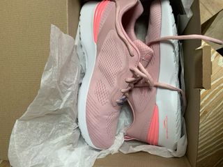 Zapatillas Skechers rosas talla 39