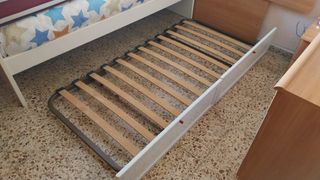 Cama nido blanca con colchon.