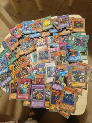Carte Yu-Gi-Oh! - Lotto misto 70 pezzi