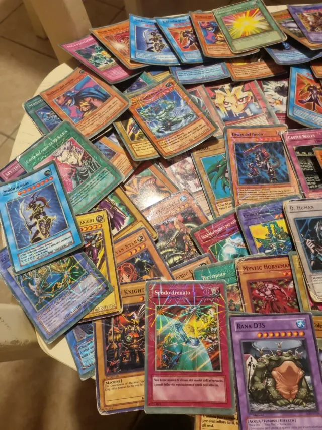 Carte Yu-Gi-Oh! - Lotto misto 70 pezzi