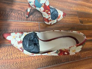 Zapatos de tacón Zara estampado floral