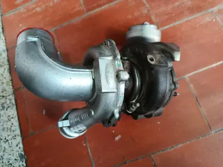 Turbo Toyota Avensis 150cv
