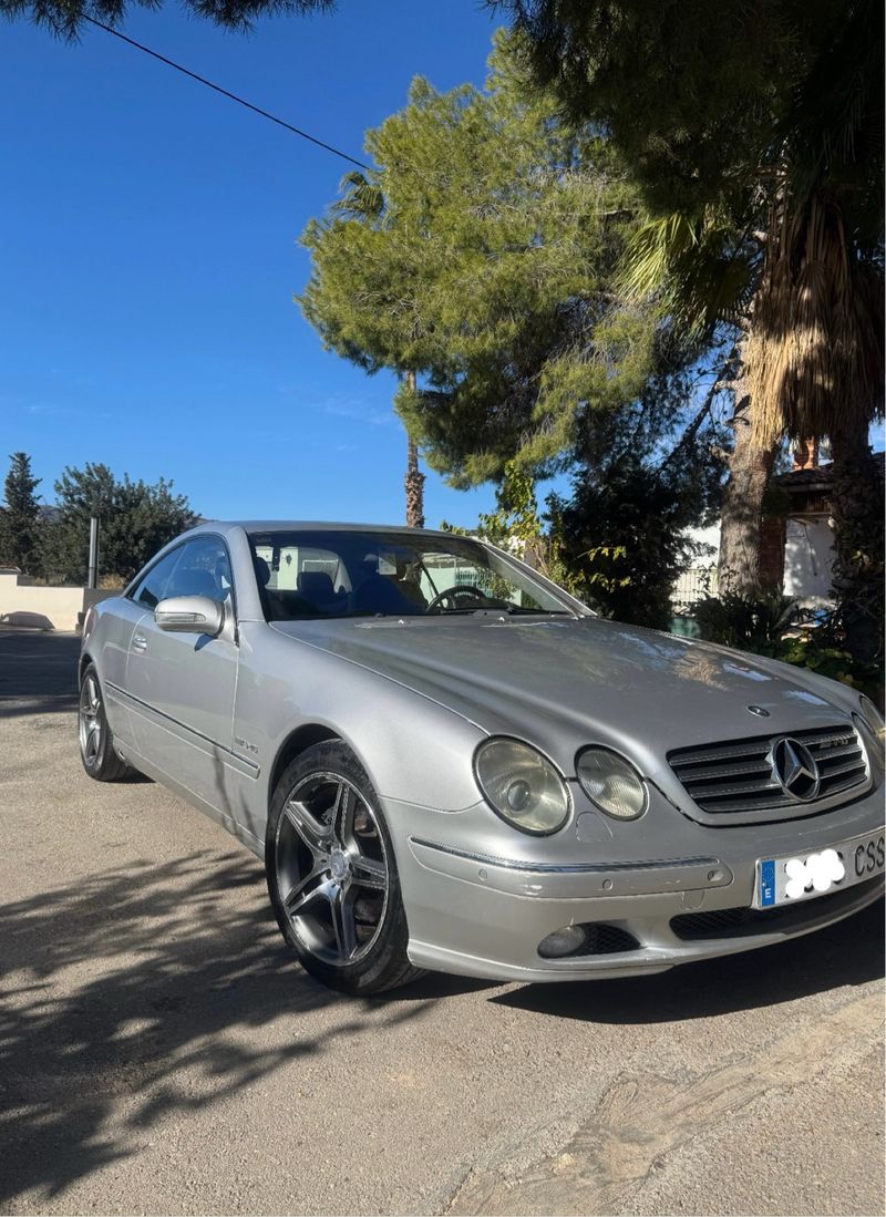 Mercedes-Benz CL Coupe 1999 - foto 1