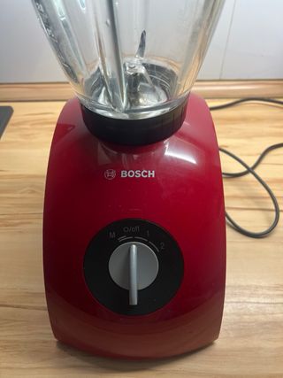 Batidora de vaso Bosch roja