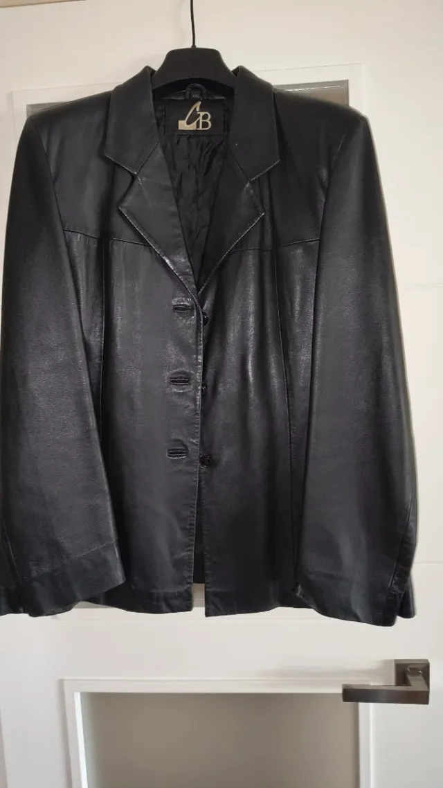 Americana de piel negra