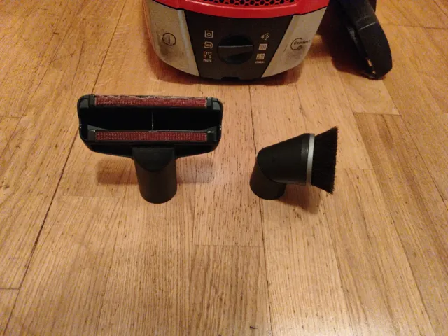 Aspiradora Miele S6310 Compact Roja