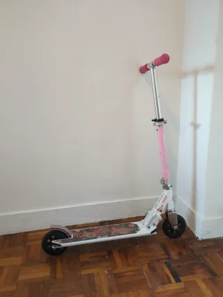 Patinete infantil Oxelo rosa y blanco