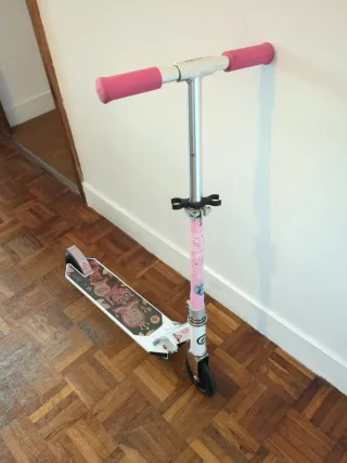 Patinete infantil Oxelo rosa y blanco