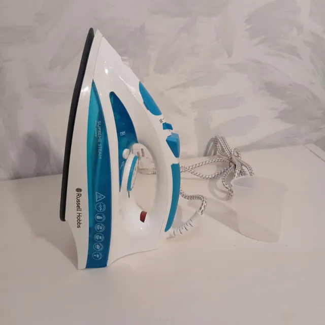 Ferro da stiro Russell Hobbs Supreme Steam