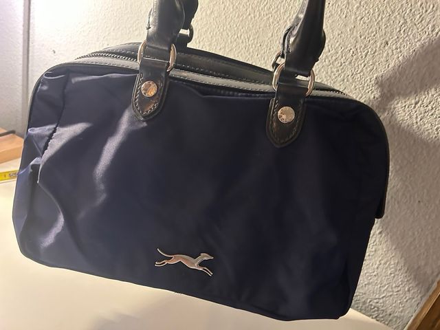Bolso bimba y Lola azul marino/ en perfecto estado
