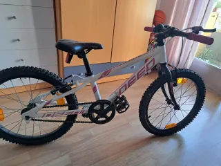 Bicicleta infantil niña