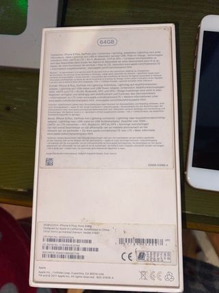 iPhone 8 Plus Oro Rosa con schermo rotto