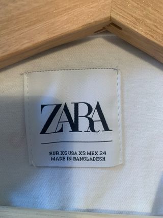 Chaqueta vaquera blanca Zara