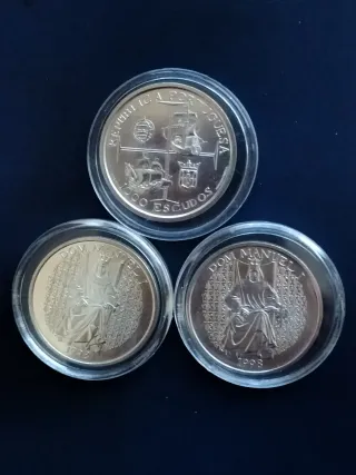 Tre monete da 1000 escudos portoghese 1998