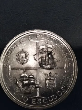 Tre monete da 1000 escudos portoghese 1998
