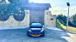RENAULT MÉGANE RS TROPHY ( CHASIS CUP ) RED BULL