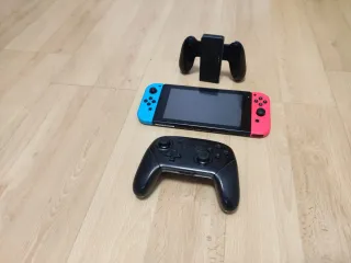 Nintendo Switch + Mando Pro