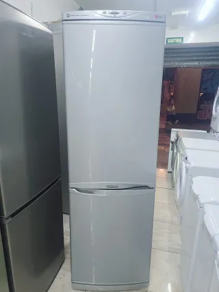 Nevera combi LG blanca A+ 185cm