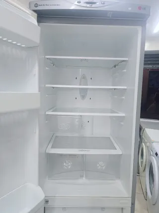 Nevera combi LG blanca A+ 185cm