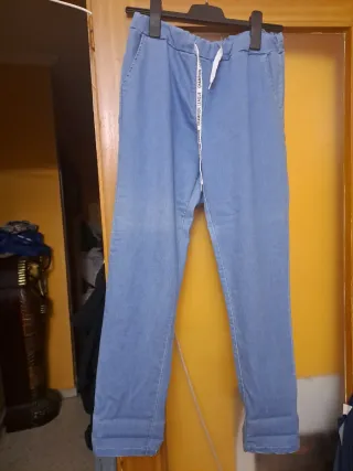 Pantalón vaquero azul