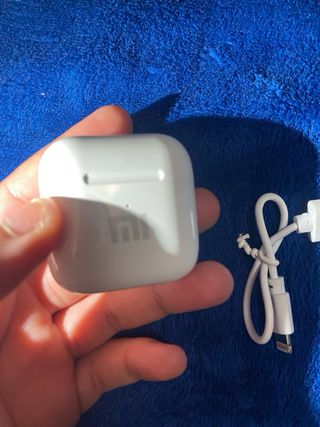 airpods mini con cargador