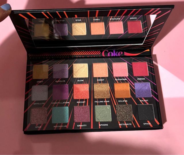 Paleta Sombras Coca-Cola